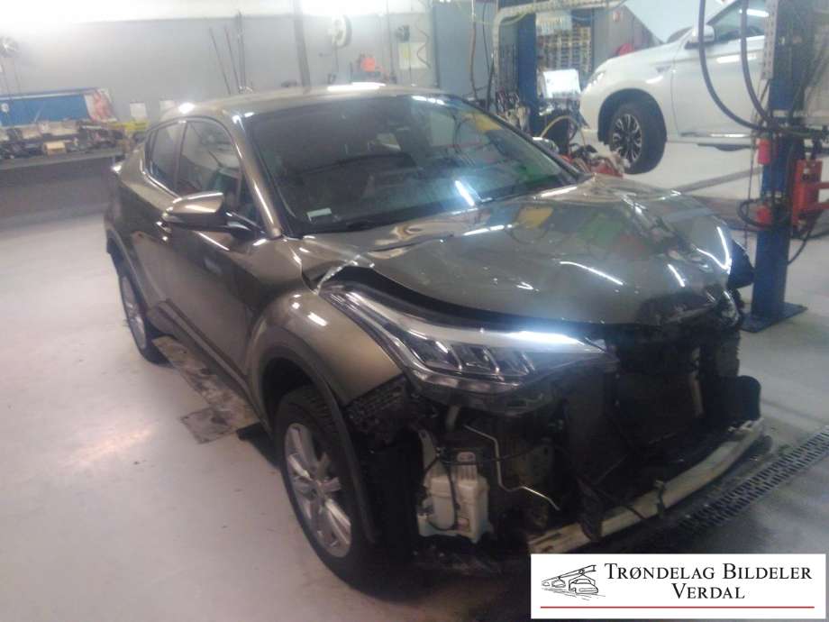 Toyota C-HR 2016-->> , Motorkode: 2ZR-FXE|1NM, Girkassekode: 