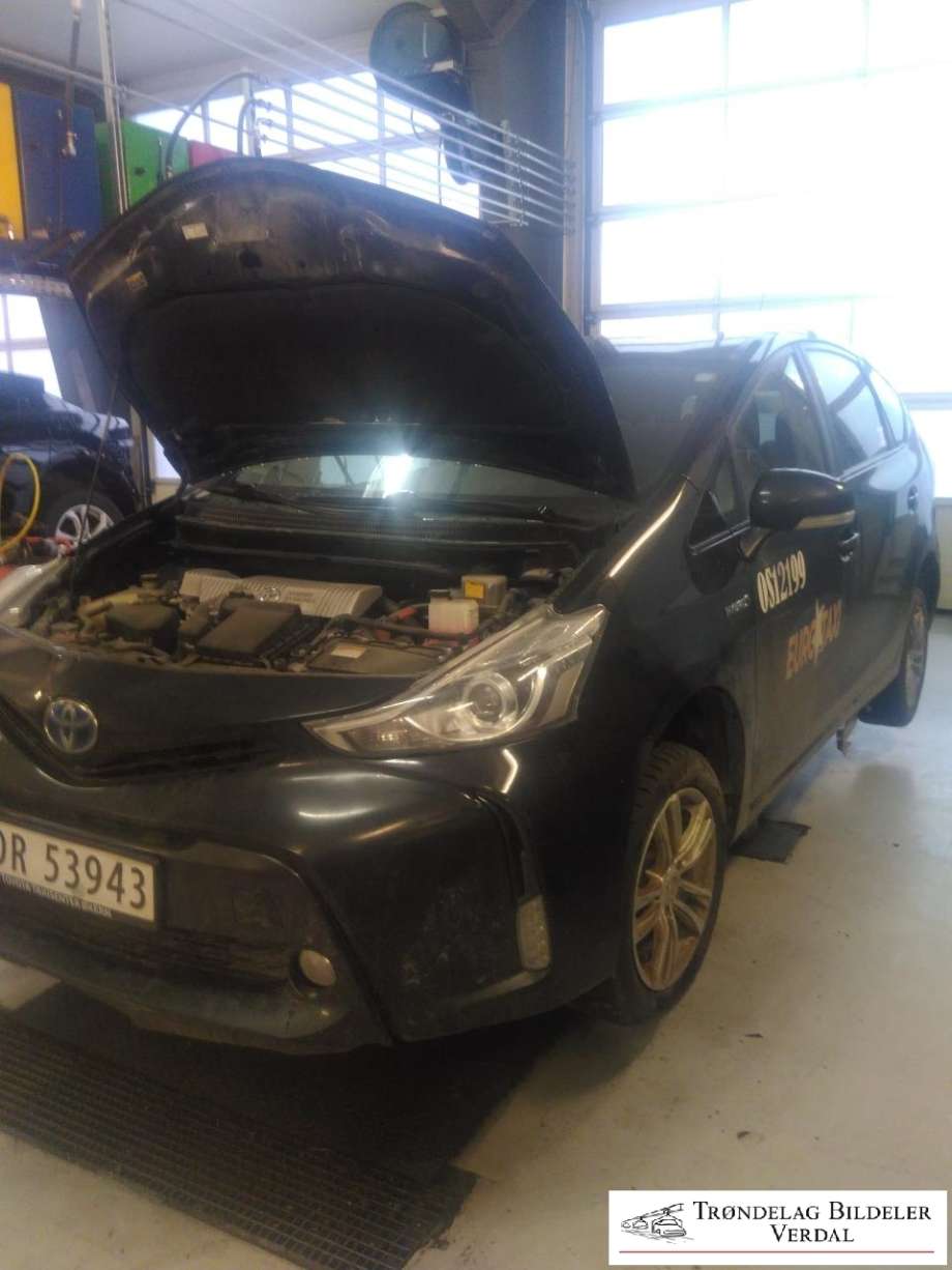 Toyota Prius +7 2012-2020 (Type III) (stasjonsvogn) (stasjonsvogn), Motorkode: 2ZR, Girkassekode: