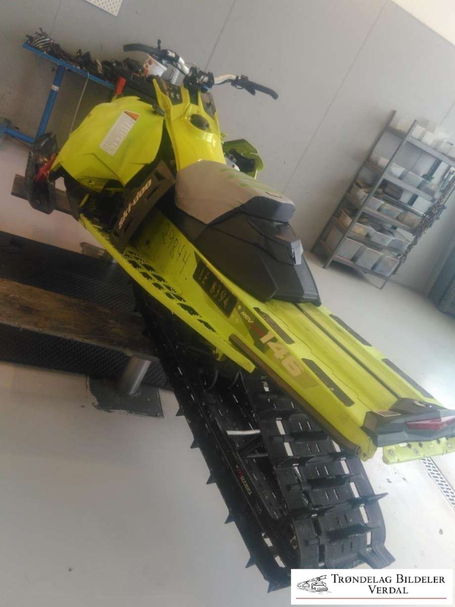 Snøscooter Ski-Doo øvrige 0-->> , Motorkode: 800R E-TEC, Girkassekode: 