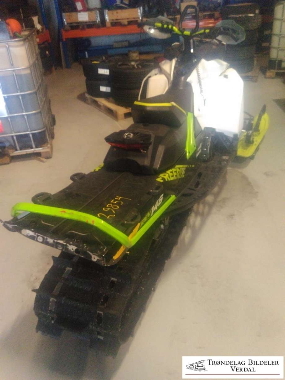 Snøscooter Ski-Doo øvrige 0-->> , Motorkode: 849, Girkassekode: A