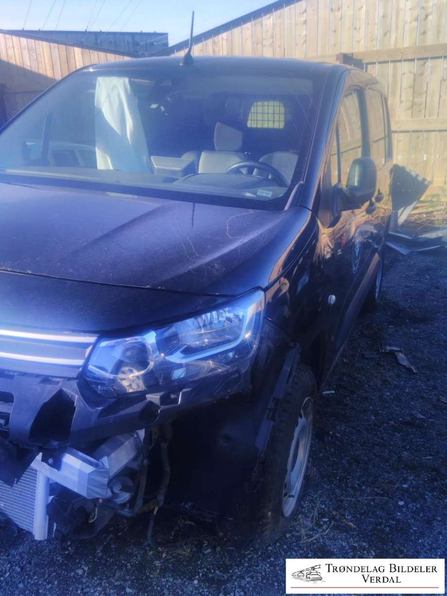 Citroën Berlingo 2019-->> (Type III) , Motorkode: YH01, Girkassekode: 