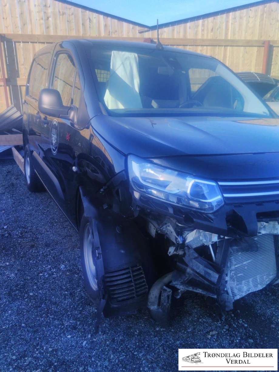 Citroën Berlingo 2019-->> (Type III) , Motorkode: YH01, Girkassekode: 