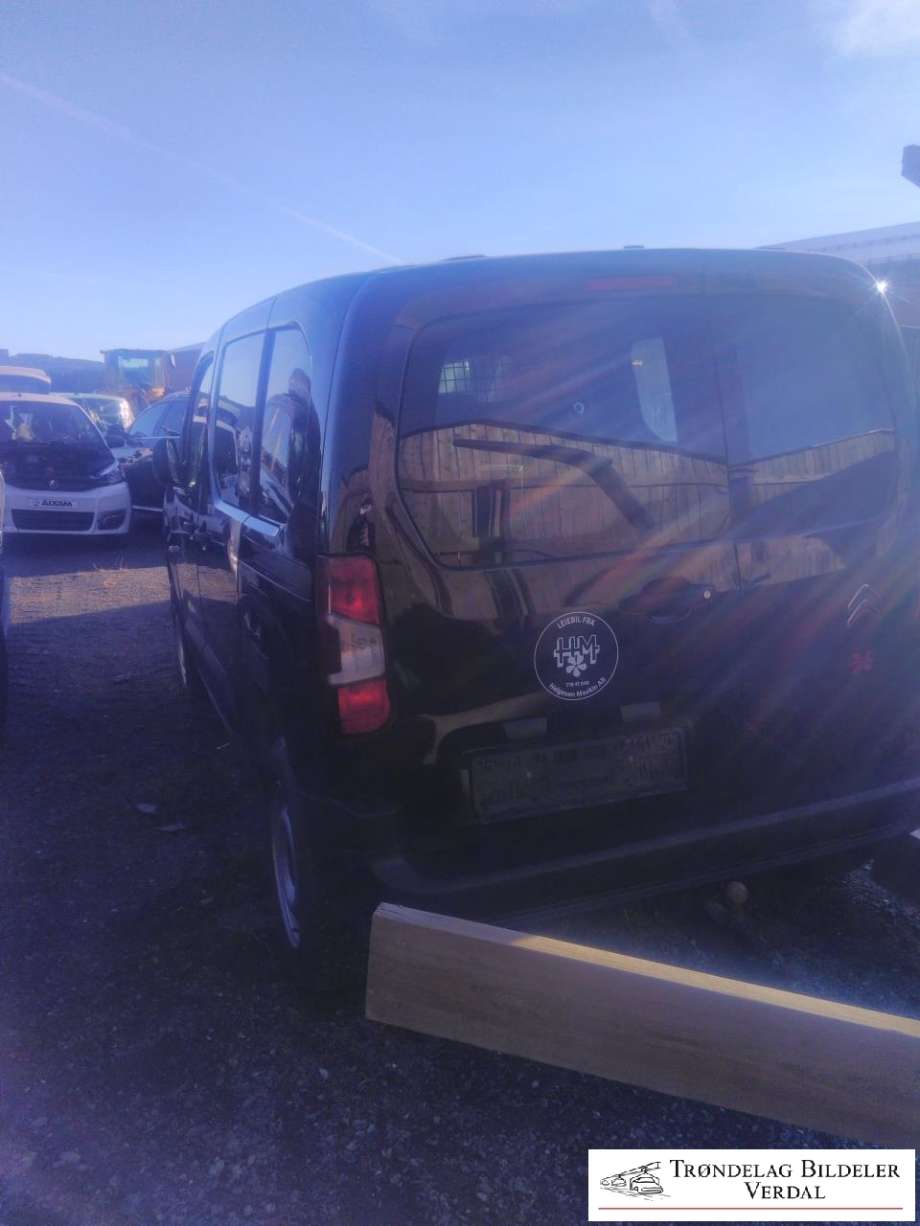 Citroën Berlingo 2019-->> (Type III) , Motorkode: YH01, Girkassekode: 
