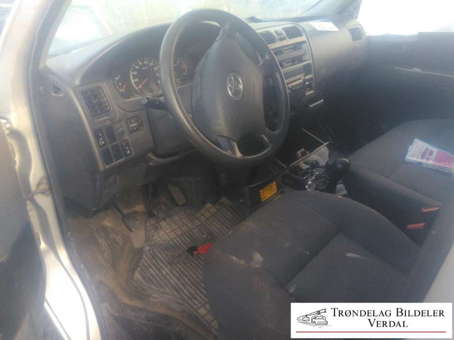 Toyota Hiace 2007-2012 (Fase 3) , Motorkode: 2KD-FTV, Girkassekode: