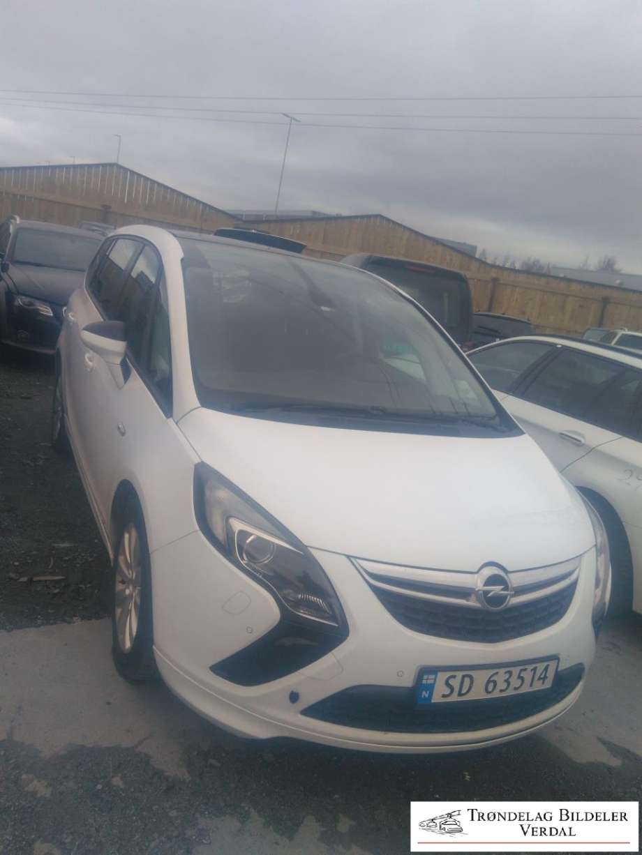Opel Zafira Tourer 2012-2018 , Motorkode: A20DT, Girkassekode: 