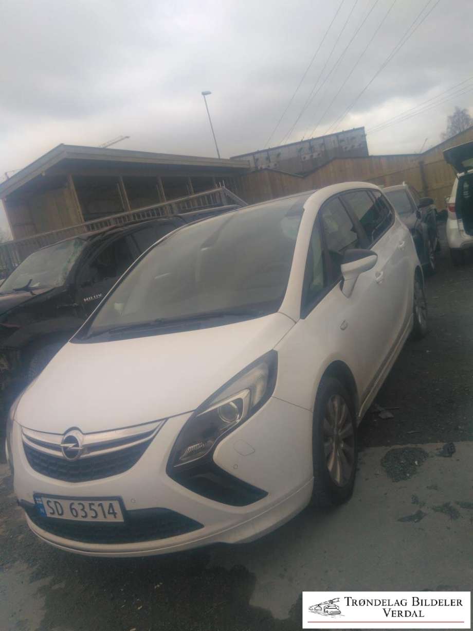 Opel Zafira Tourer 2012-2018 , Motorkode: A20DT, Girkassekode: 