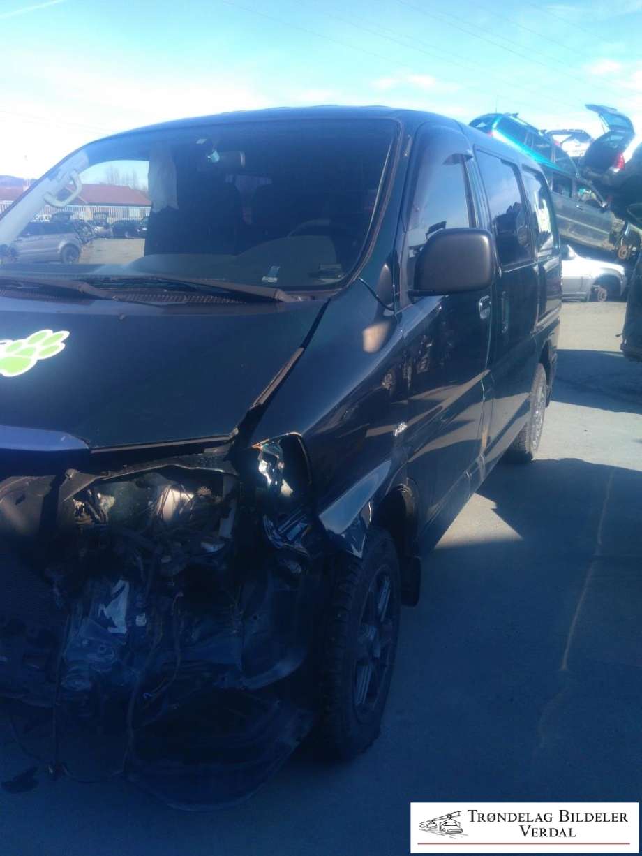 Toyota Hiace 2007-2012 (Fase 3) , Motorkode: 2KD-FTV, Girkassekode: 