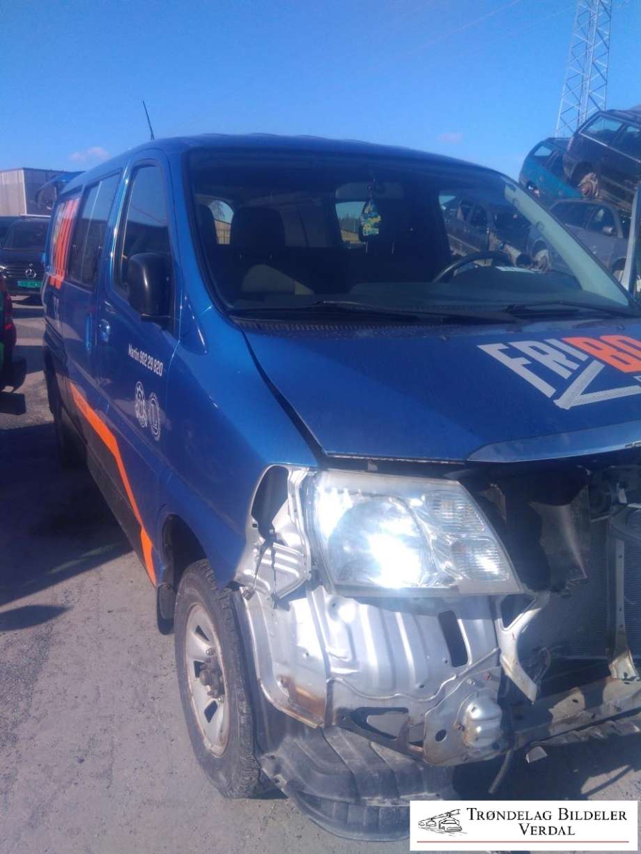Toyota Hiace 2007-2012 (Fase 3) , Motorkode: 2KD-FTV, Girkassekode: 
