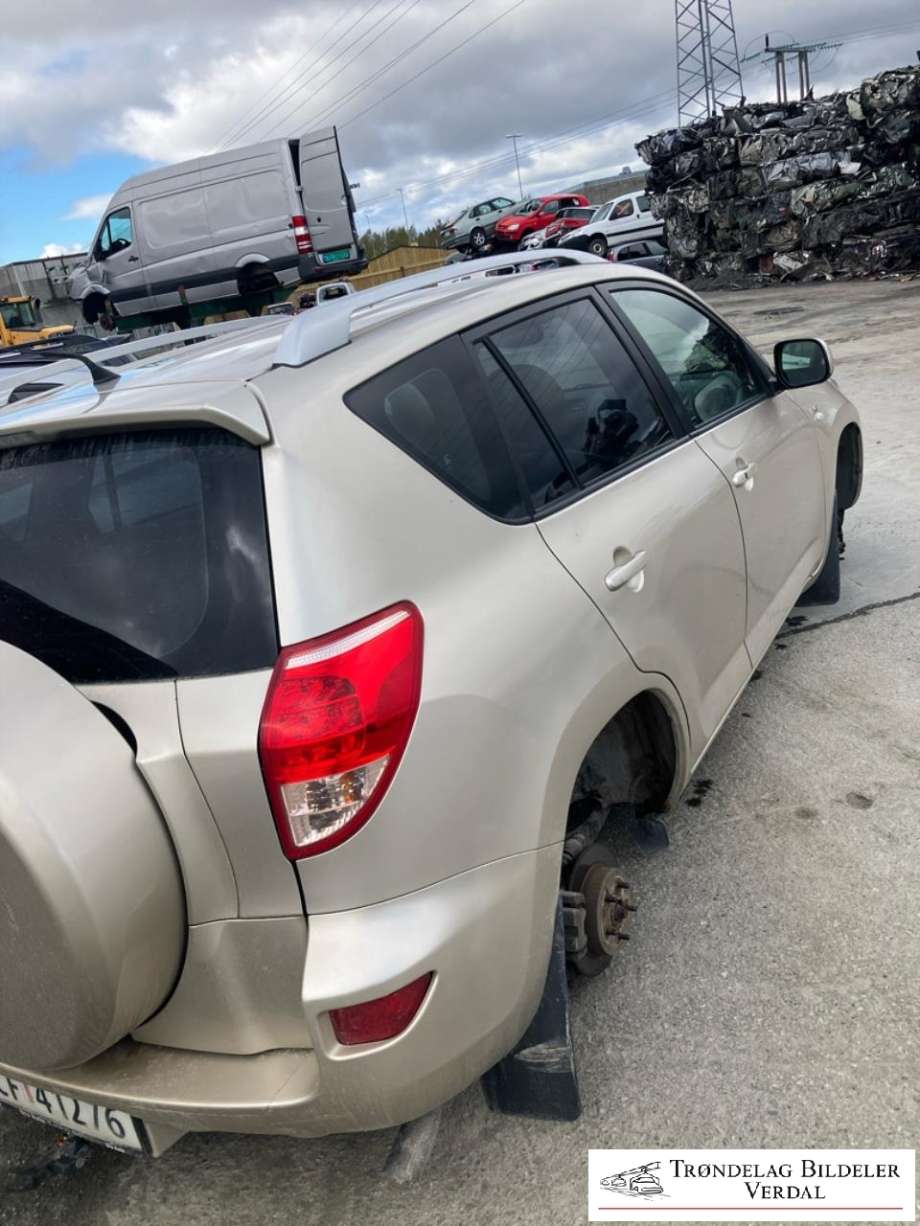 Toyota RAV4 2006-2009 (Type III, Fase 1) , Motorkode: 2AD-FTV|DPF, Girkassekode: 