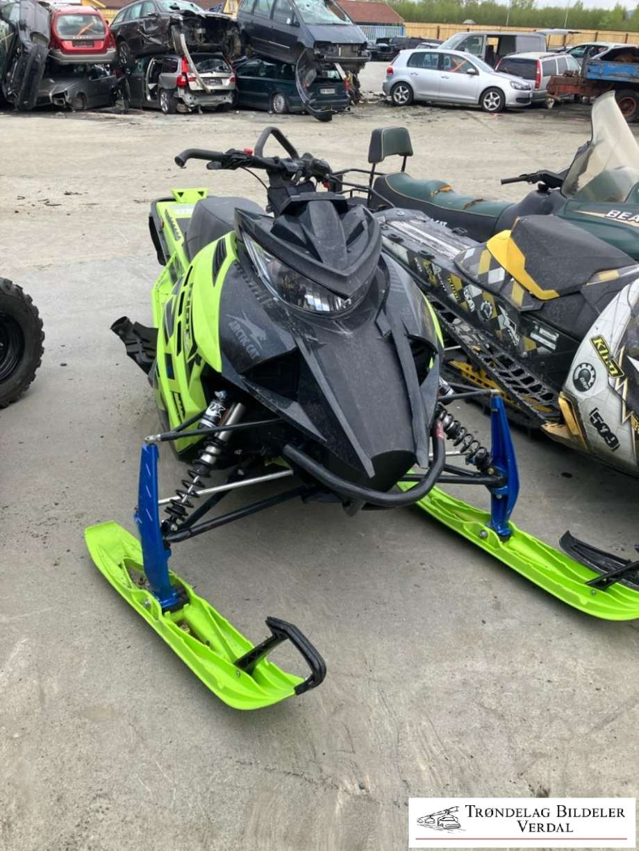 Snøscooter Arctic-Cat øvrige 0-->> , Motorkode: L3AXY.794DSI, Girkassekode: 
