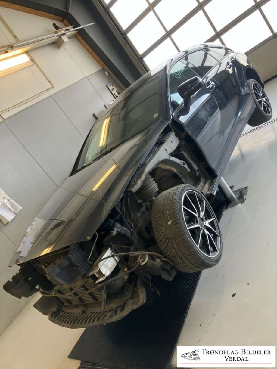 Mercedes CLS 2011-2017 (C218) (C218), Motorkode: 642858, Girkassekode: 