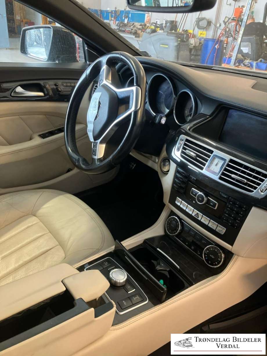 Mercedes CLS 2011-2017 (C218) (C218), Motorkode: 642858, Girkassekode: 