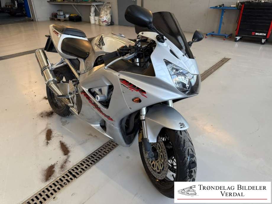 MC Honda CBR945RR 2002-2004 delebil , Motorkode: RC44E, Girkassekode: 