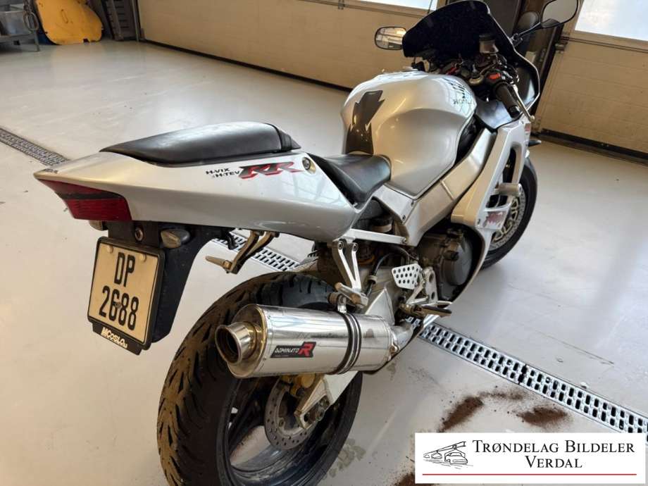 MC Honda CBR945RR 2002-2004 delebil , Motorkode: RC44E, Girkassekode: 