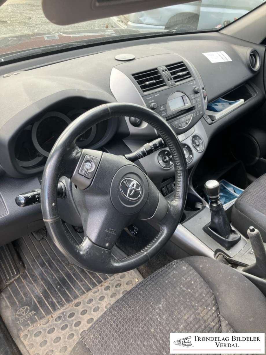 Toyota RAV4 2006-2009 (Type III, Fase 1) , Motorkode: 2AD-FTV|DPF, Girkassekode: 