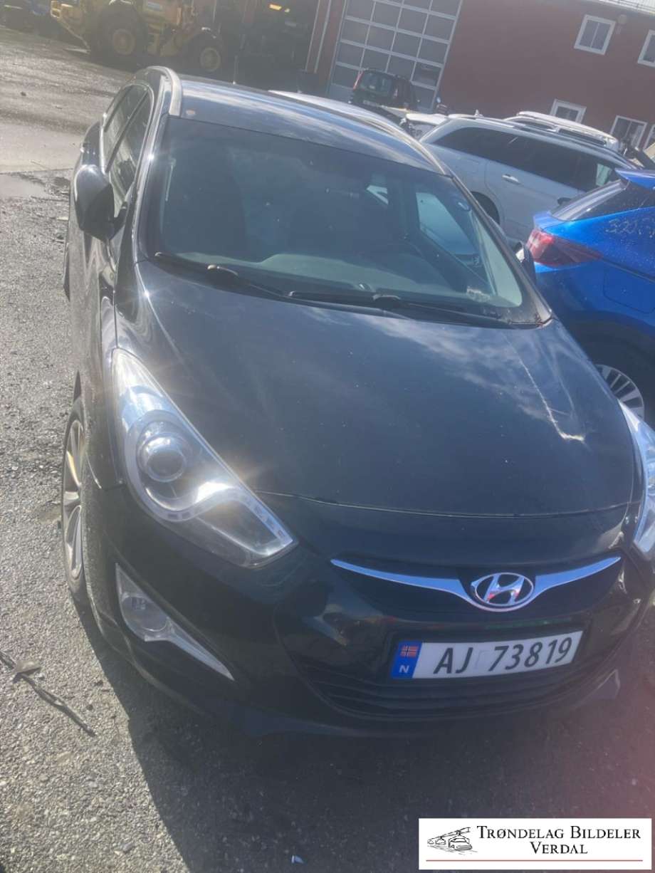 Hyundai i40 2012-2017 , Motorkode: D4FD, Girkassekode: