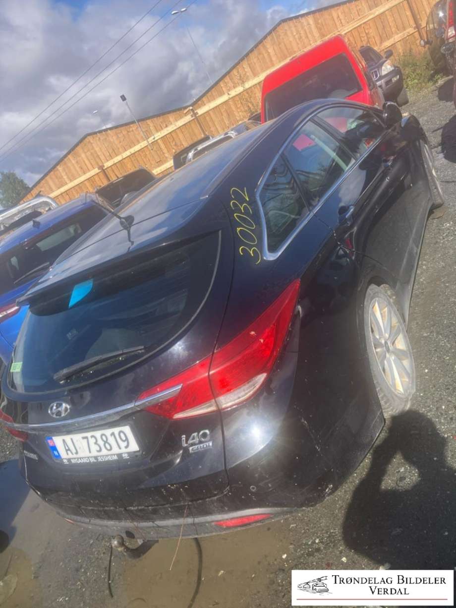 Hyundai i40 2012-2017 , Motorkode: D4FD, Girkassekode: