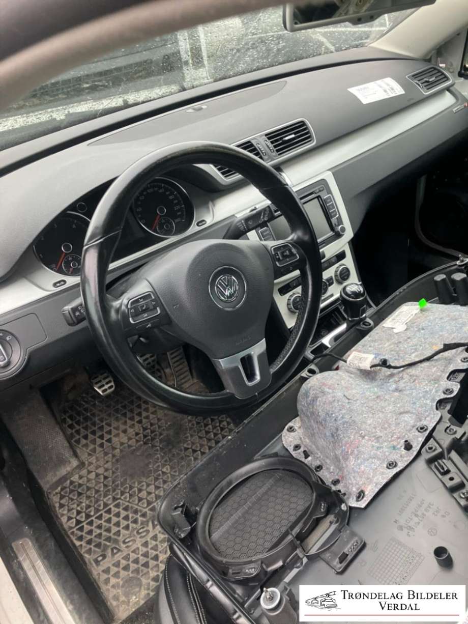 VW Passat 2011-2015 (B7) (B7), Motorkode: CFF, Girkassekode: 