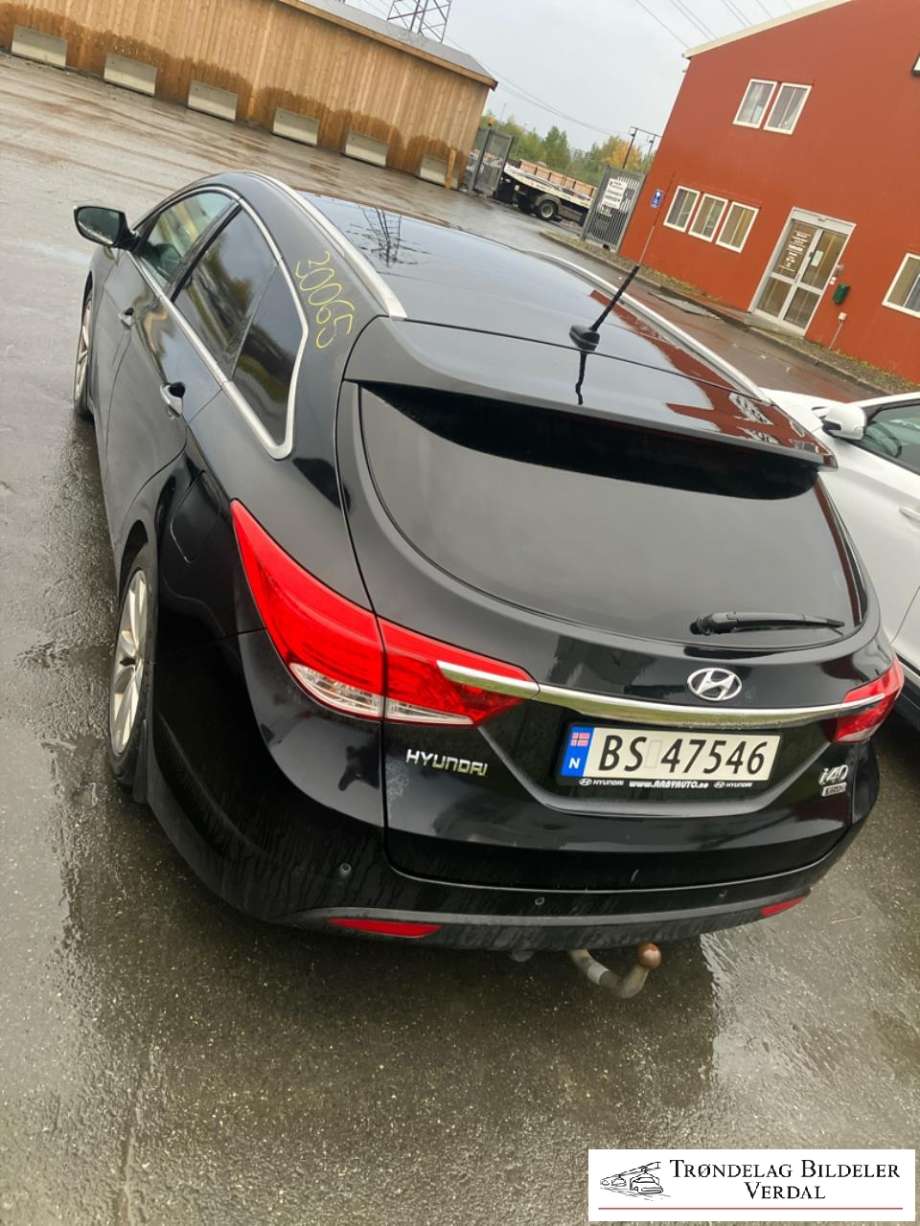 Hyundai i40 2012-2017 , Motorkode: D4FD, Girkassekode: 