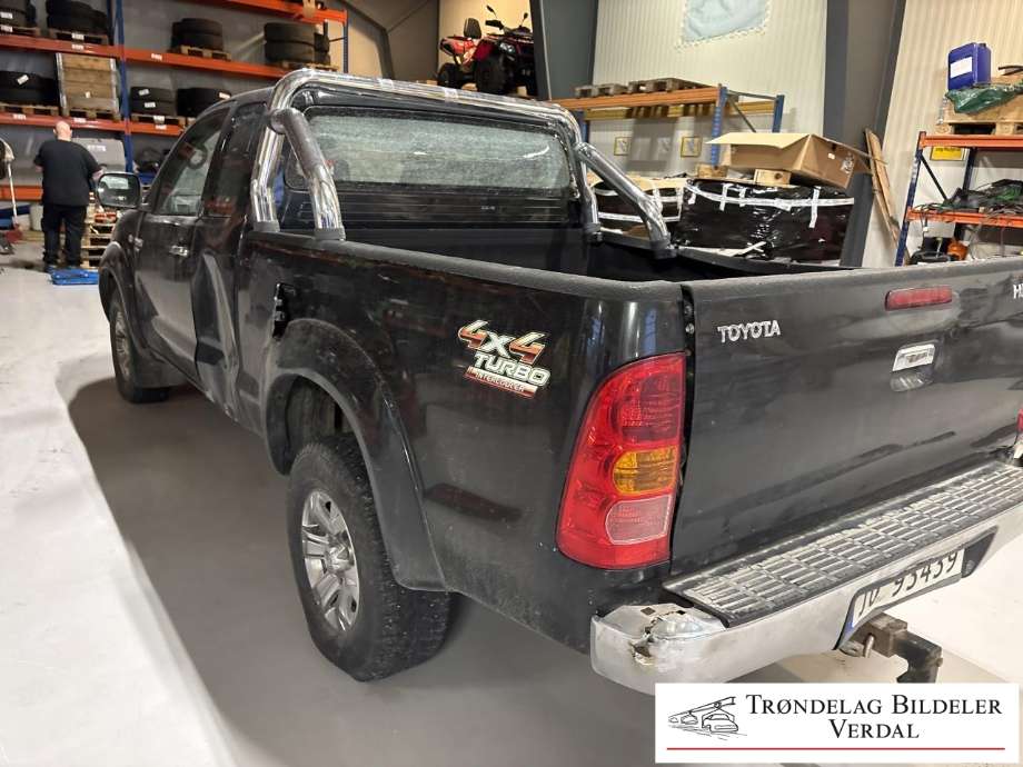 Toyota Hilux 2006-2011 , Motorkode: 2KD-FTV, Girkassekode: