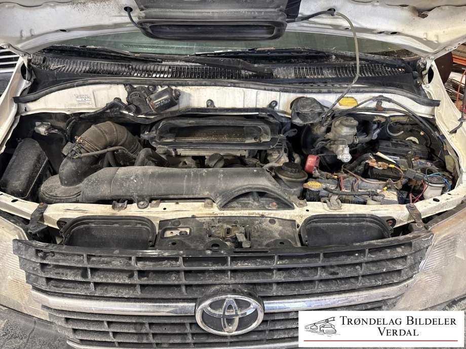 Toyota Hiace 2007-2012 (Fase 3) delebil , Motorkode: 2KD-FTV, Girkassekode:
