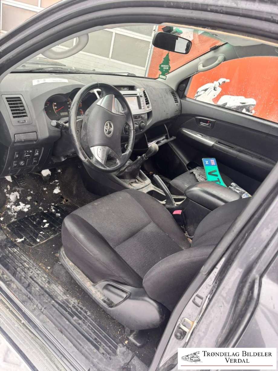 Toyota Hilux 2012-2016 , Motorkode: 2KD-FTV, Girkassekode: 