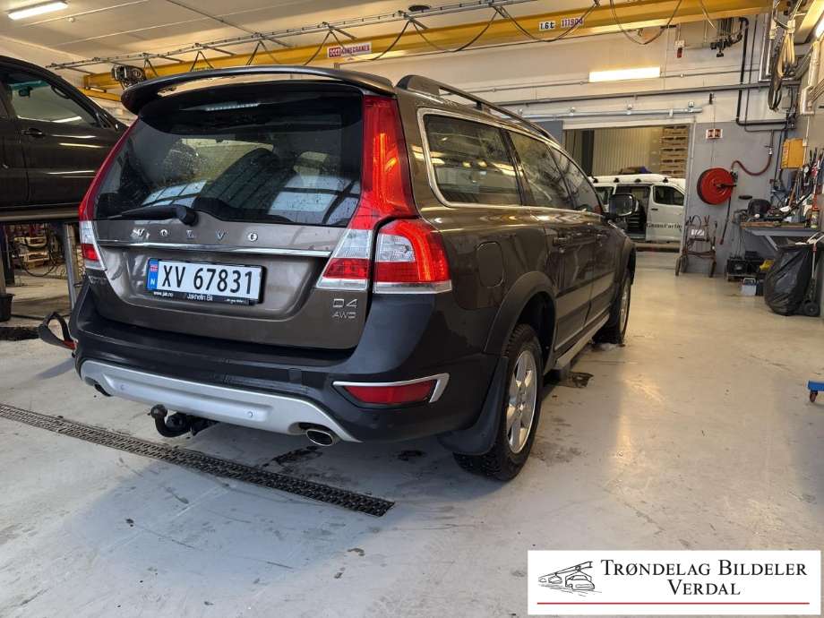 Volvo XC70 2014-2016 (Type II, Fase 2) delebil , Motorkode: D5244T17, Girkassekode: 