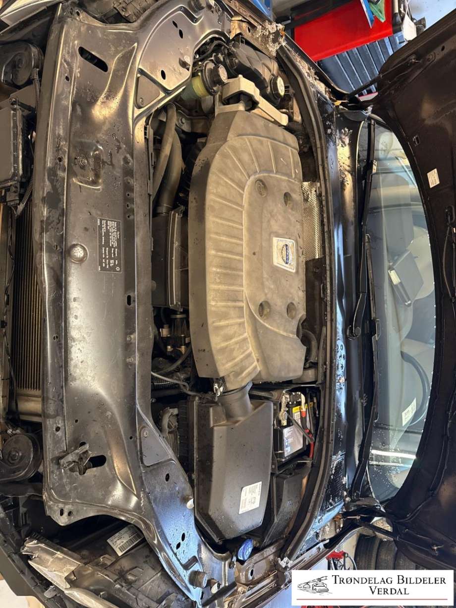 Volvo XC70 2014-2016 (Type II, Fase 2) delebil , Motorkode: D5244T17, Girkassekode: 