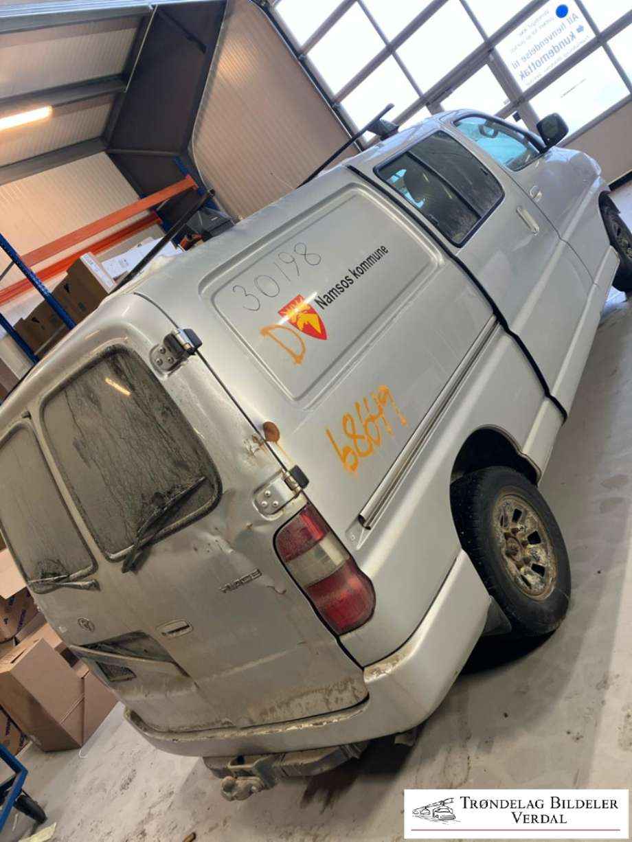 Toyota Hiace 2007-2012 (Fase 3) , Motorkode: 2KD-FTV, Girkassekode: 