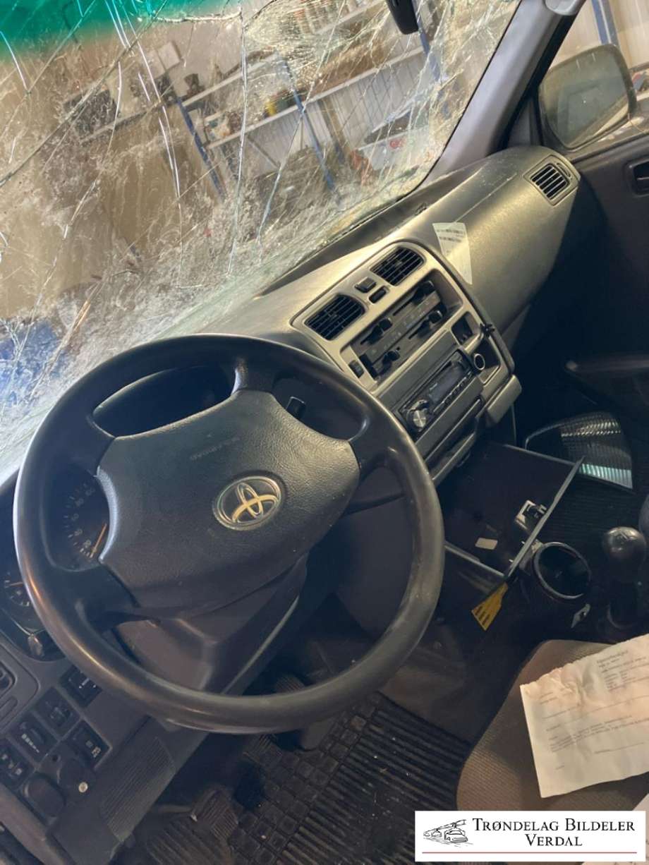 Toyota Hiace 2007-2012 (Fase 3) delebil , Motorkode: 2KD-FTV, Girkassekode: 