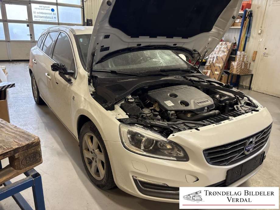 Volvo V60/V60 CC 2013-2018 (Type I, Fase 2) , Motorkode: D4162T, Girkassekode: