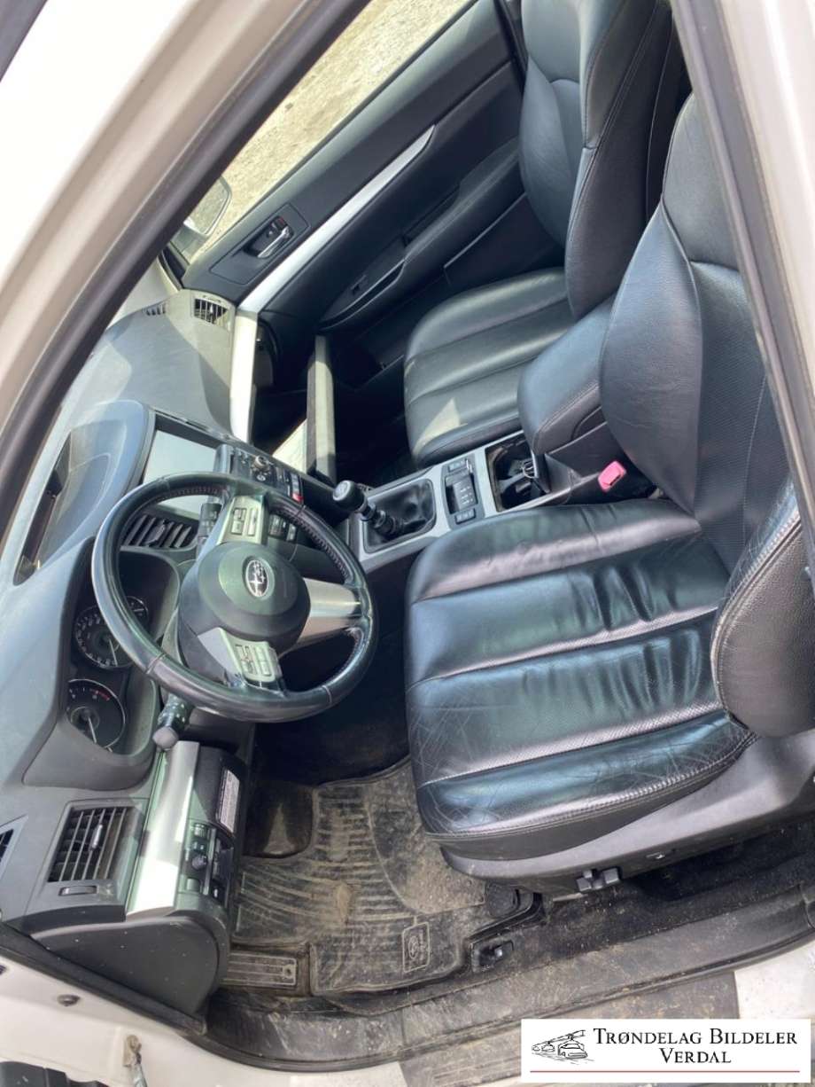 Subaru Legacy 2009-2015 delebil , Motorkode: EE20, Girkassekode: 