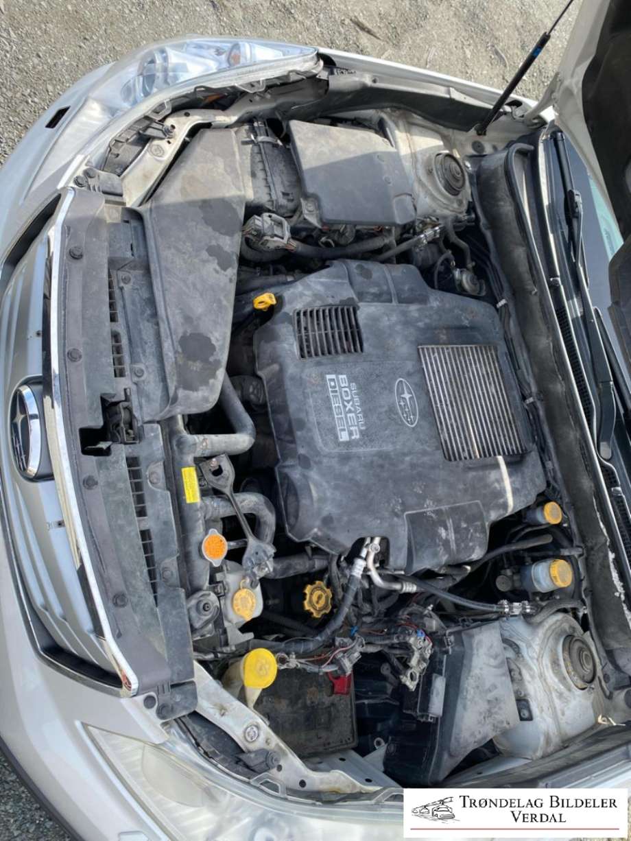 Subaru Legacy 2009-2015 delebil , Motorkode: EE20, Girkassekode: 