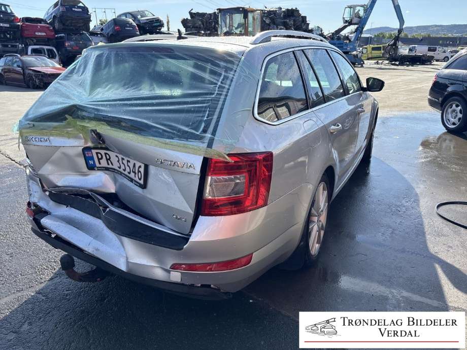 Škoda Octavia 2013-2016 (Type III, Fase 1) delebil , Motorkode: CXX, Girkassekode: 