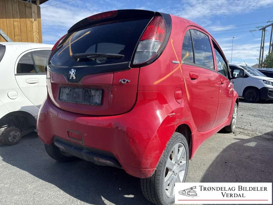 Peugeot iOn 2011-2020 delebil , Motorkode: Y4F1, Girkassekode: