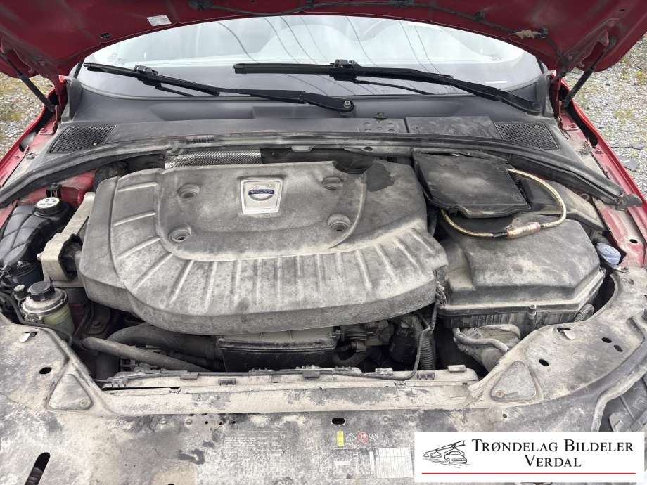 Volvo V70 2000-2004 (Type II, Fase 1) delebil , Motorkode: D5204T7, Girkassekode: