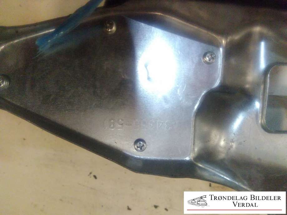 Viskermotor bakrute til Subaru Justy 2003-2007 (Type III)  (|670603)