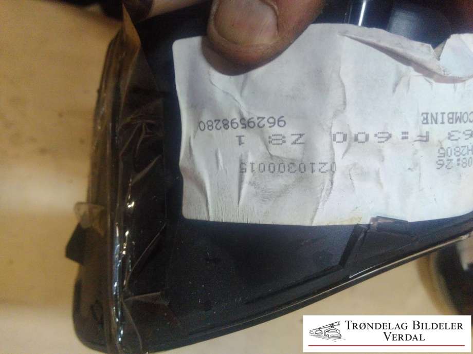 Instrumentpanel til Peugeot 607 2000-2004 (Fase 1) (9629598280||552301)