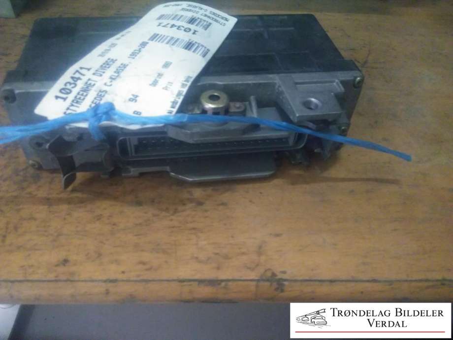 Styreenhet diverse til Mercedes C-Klasse 1993-2000 (W202) (W202) (BOSCH|0125457432||351518)