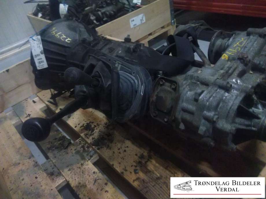 Girkasse 4WD komplett til VW Taro 1990-1996  (|951501)