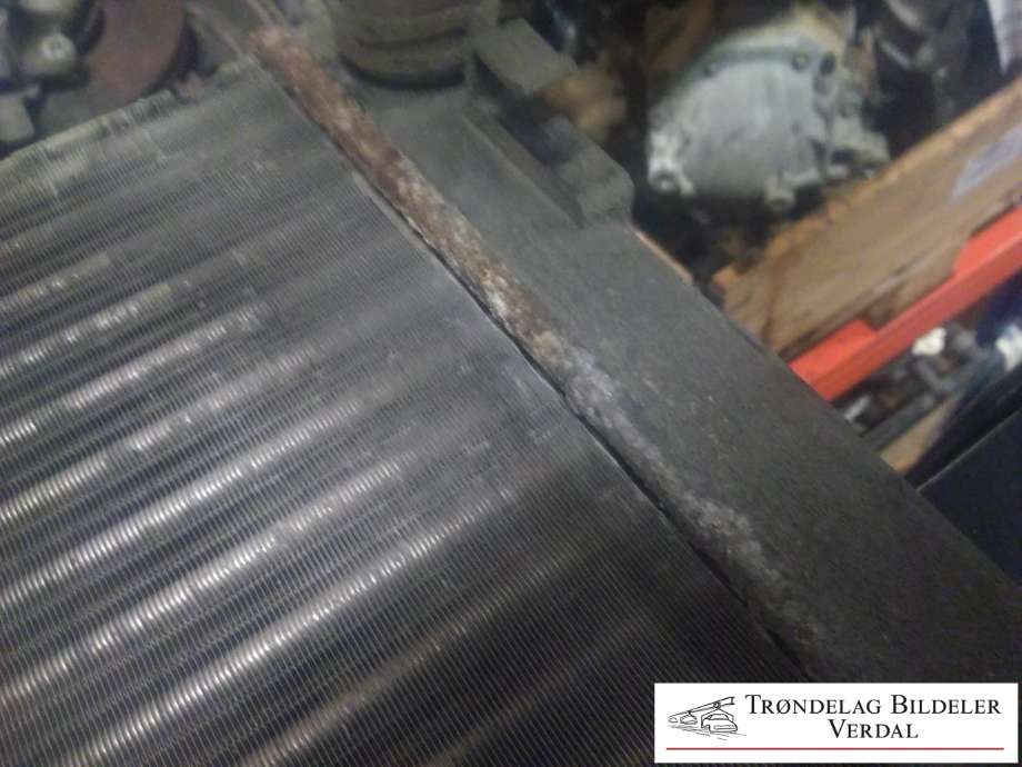 Radiator (manuell gir) til Opel Vivaro A 2001-2006  (|502401)