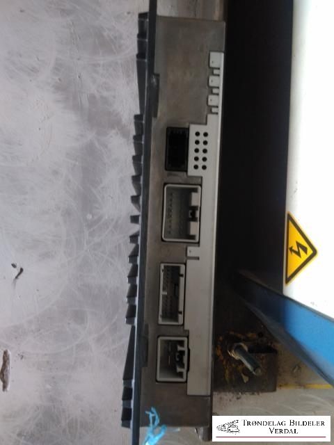 Bilstereo forsterker til Volvo V50 2004-2007 (Fase 1)  (31210108|31210110|)