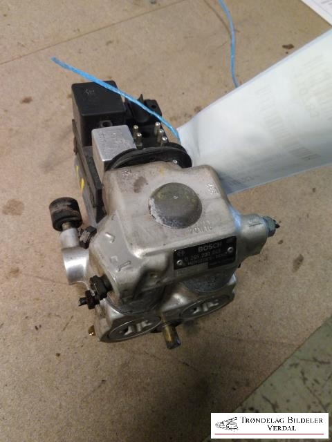 ABS sentral til Mercedes 124 1986-1995 (W124) (W124) (BOSCH|0265200043|)