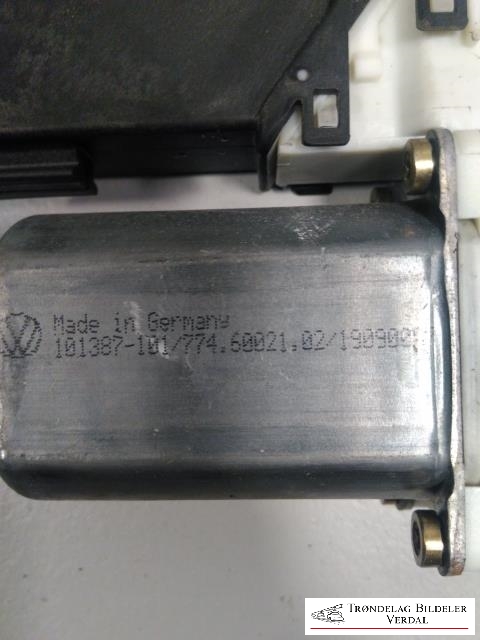 Ruteheis, kun motor, venstre foran til VW Golf IV 1998-2003  (173-9335|1J19599801C|)
