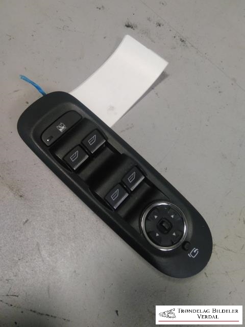 Bryter ruteheis førerdørspanel til Ford Mondeo, 2011-2014 (Type IV, Fase 2)  