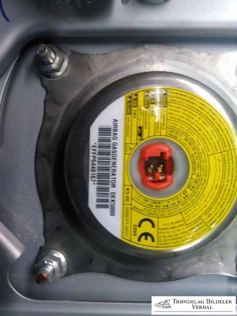 Airbag rattpute til Toyota Hilux 2006-2011  (FDB6TA043776|EFFP6446167|45130-0K070-B0)