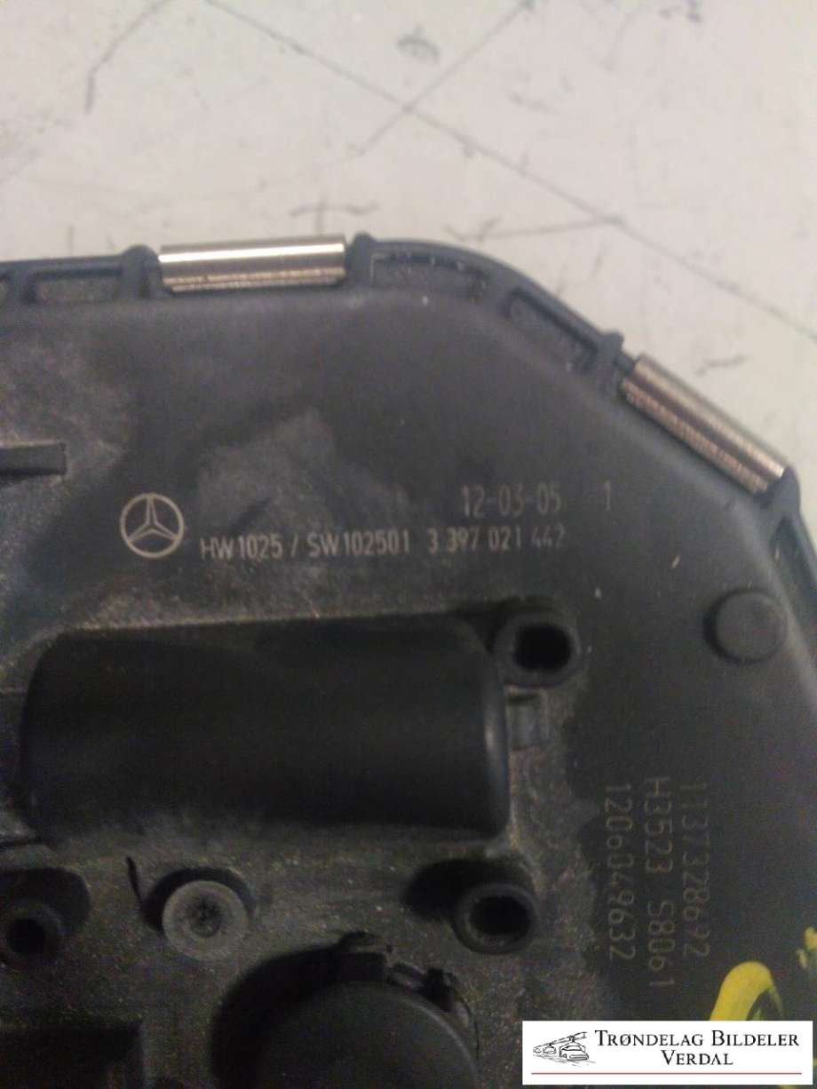 Viskermotor frontrute til Mercedes E-Klasse 2009-2013 (Fase 1) (W212) (W212) (3 397 021 442|)