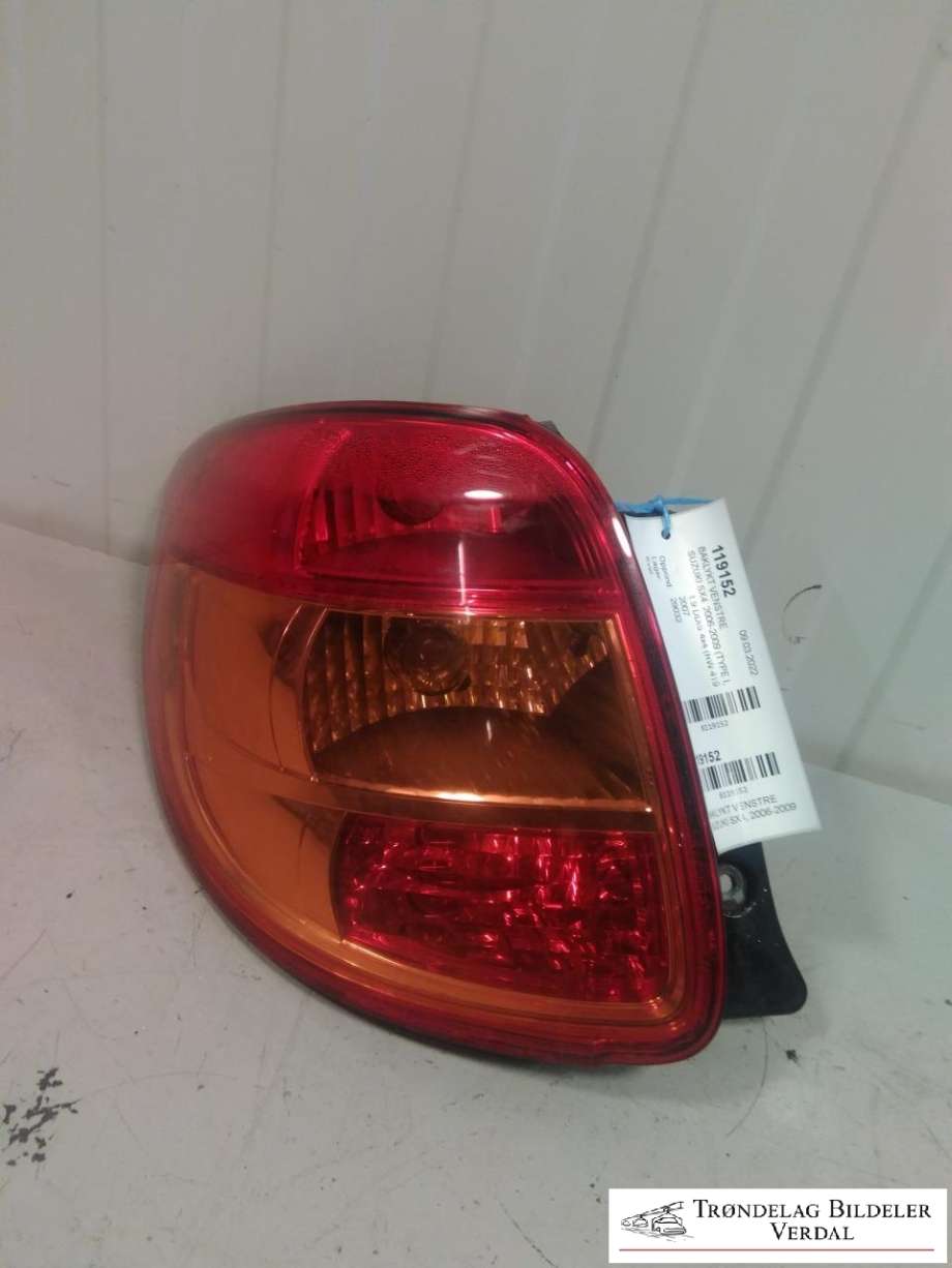 Baklykt venstre til Suzuki SX4, 2006-2009 (Type I, Fase 1)