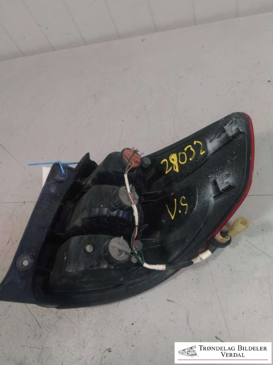 Baklykt venstre til Suzuki SX4 2006-2009 (Type I, Fase 1) (|P/N:)