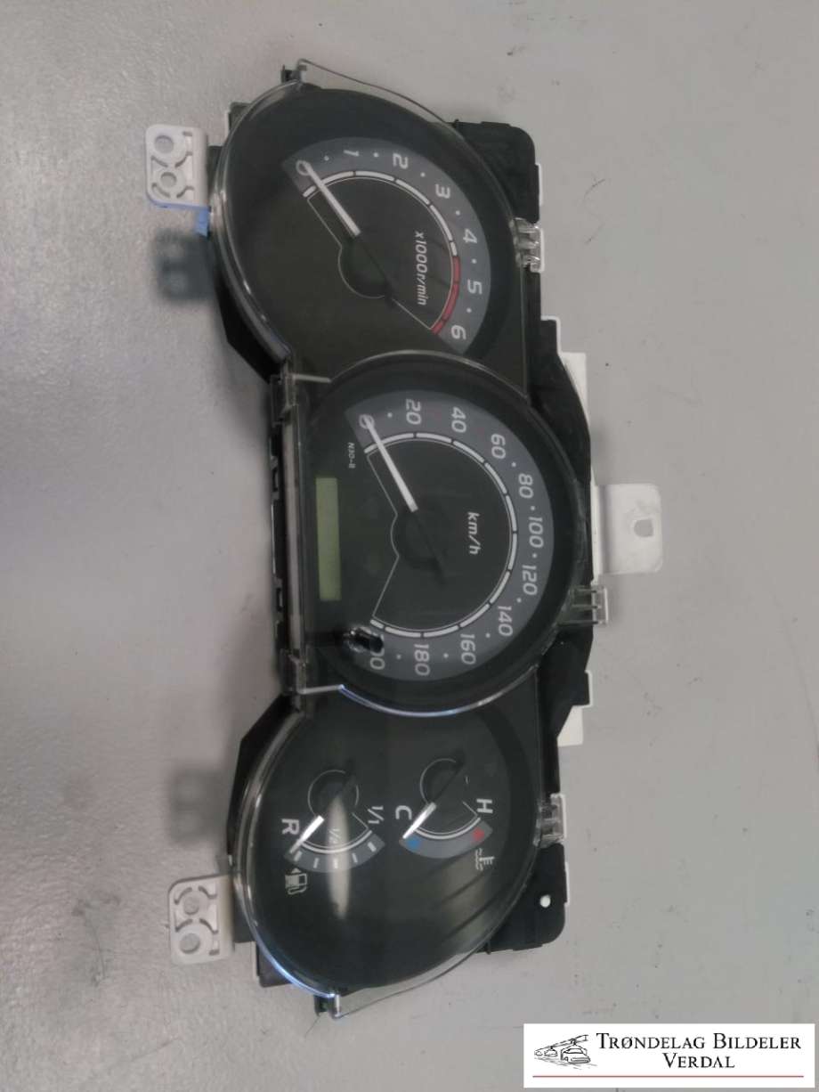 Speedometer til Toyota Hilux, 2006-2011 (83800-0KF51.)